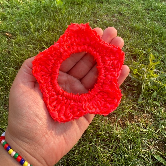 Handmade flower scrunchie - Picture 3 of 3